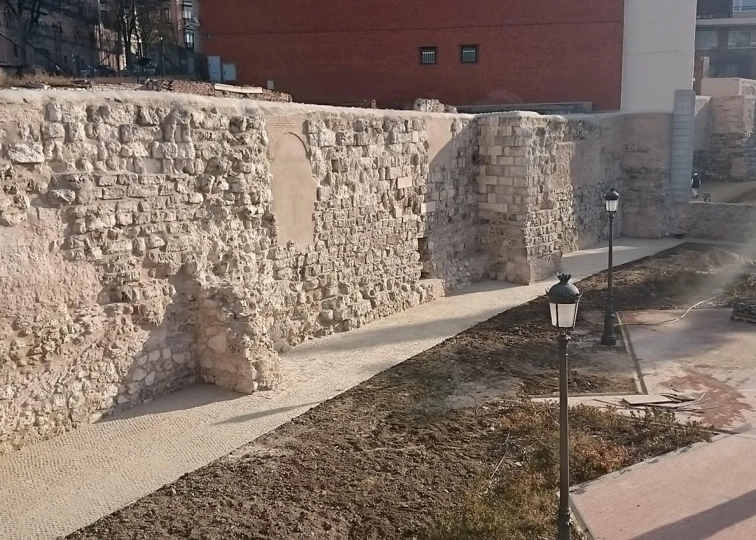 Adoquinado Muralla Árabe de Madrid